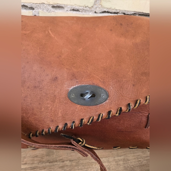 Vintage Handmade Leather Messenger Bag - Picture 3 of 16
